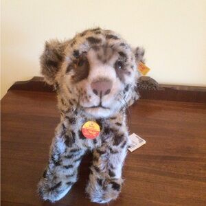 Steiff Spotted Stuffed Cheetah Toy